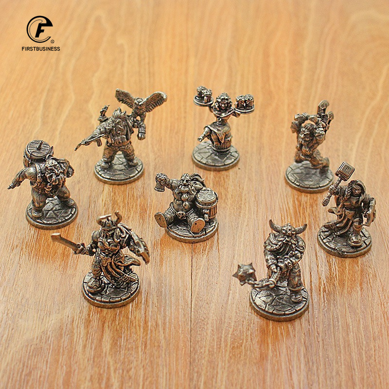Vintage White Brass Miniature  - Board Game Vintage recension och pris